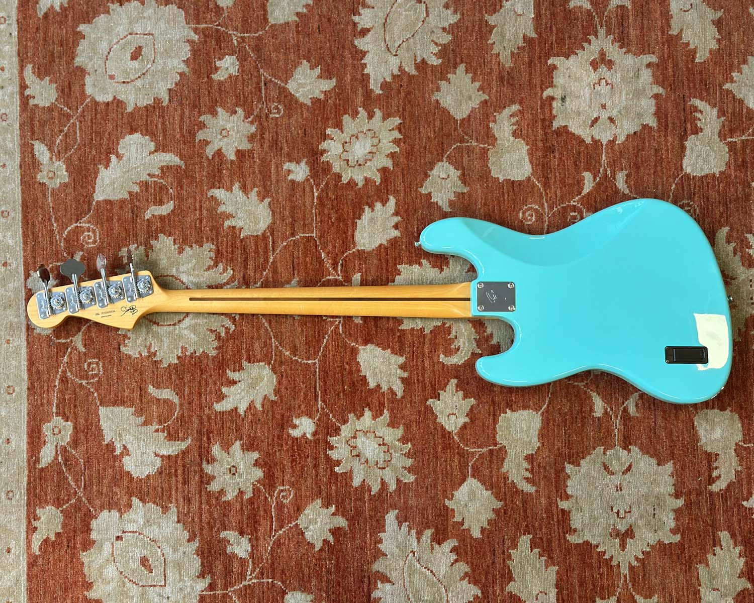Fender Jino Jazz Bass - Seafoam Green – Found Sound