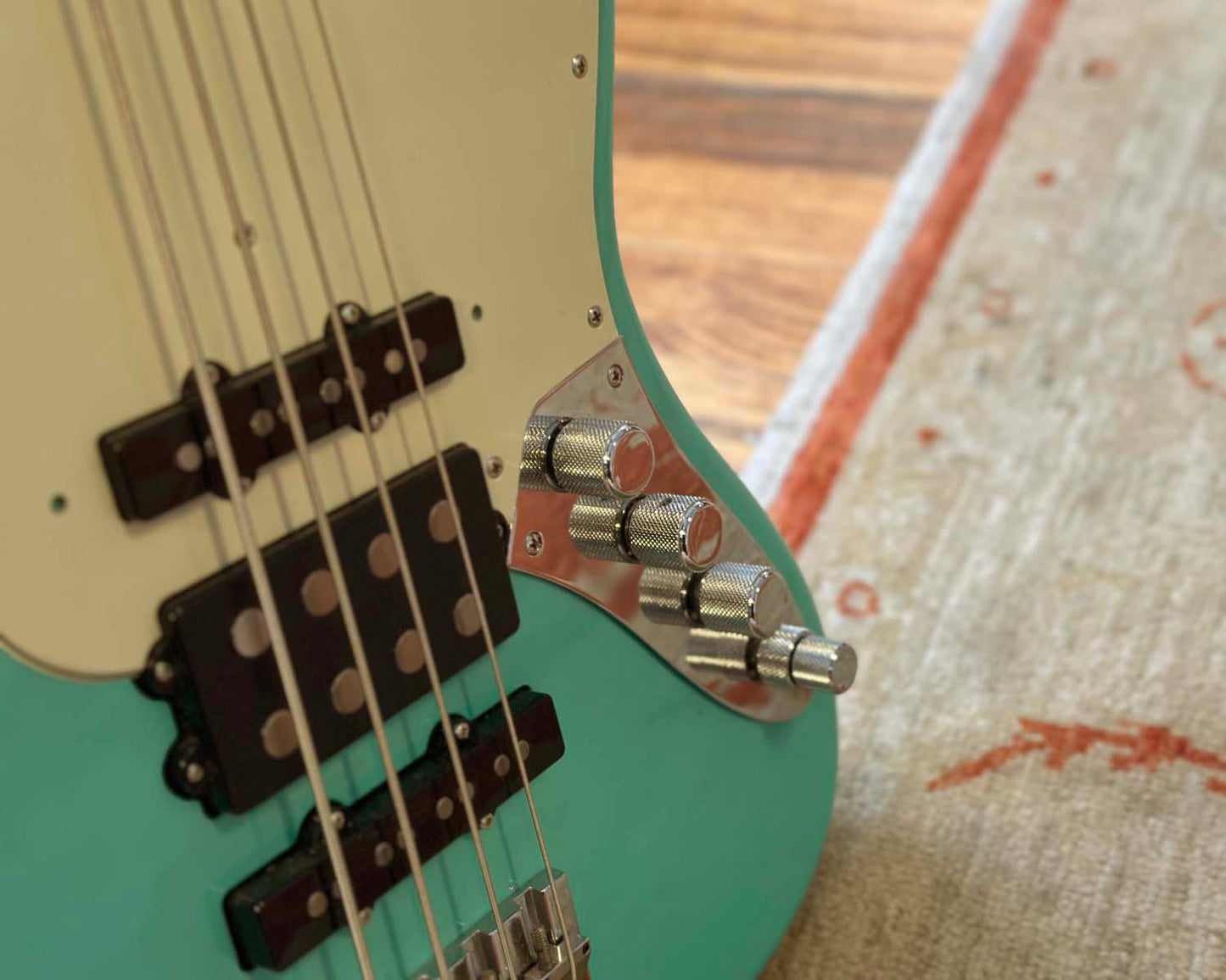 Fender Jino Jazz Bass - Seafoam Green