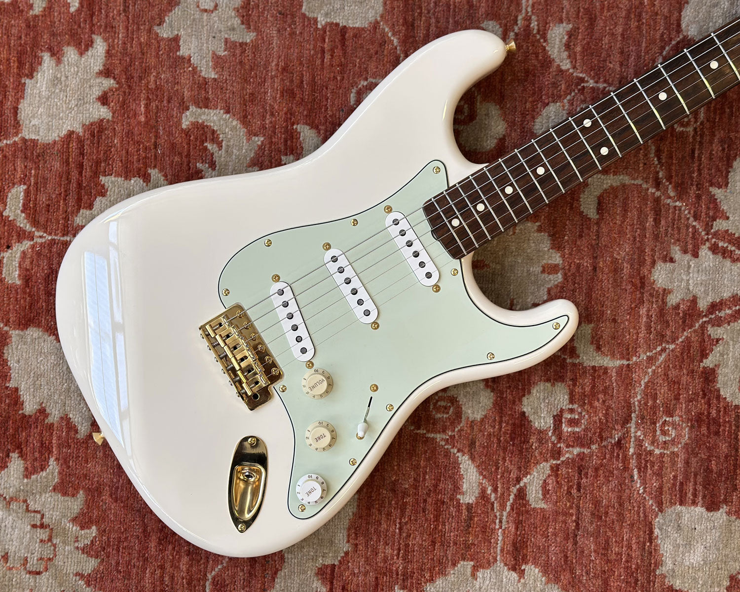 Fender MIJ Stratocaster w/ ST62 Neck JV Body USA Pickups