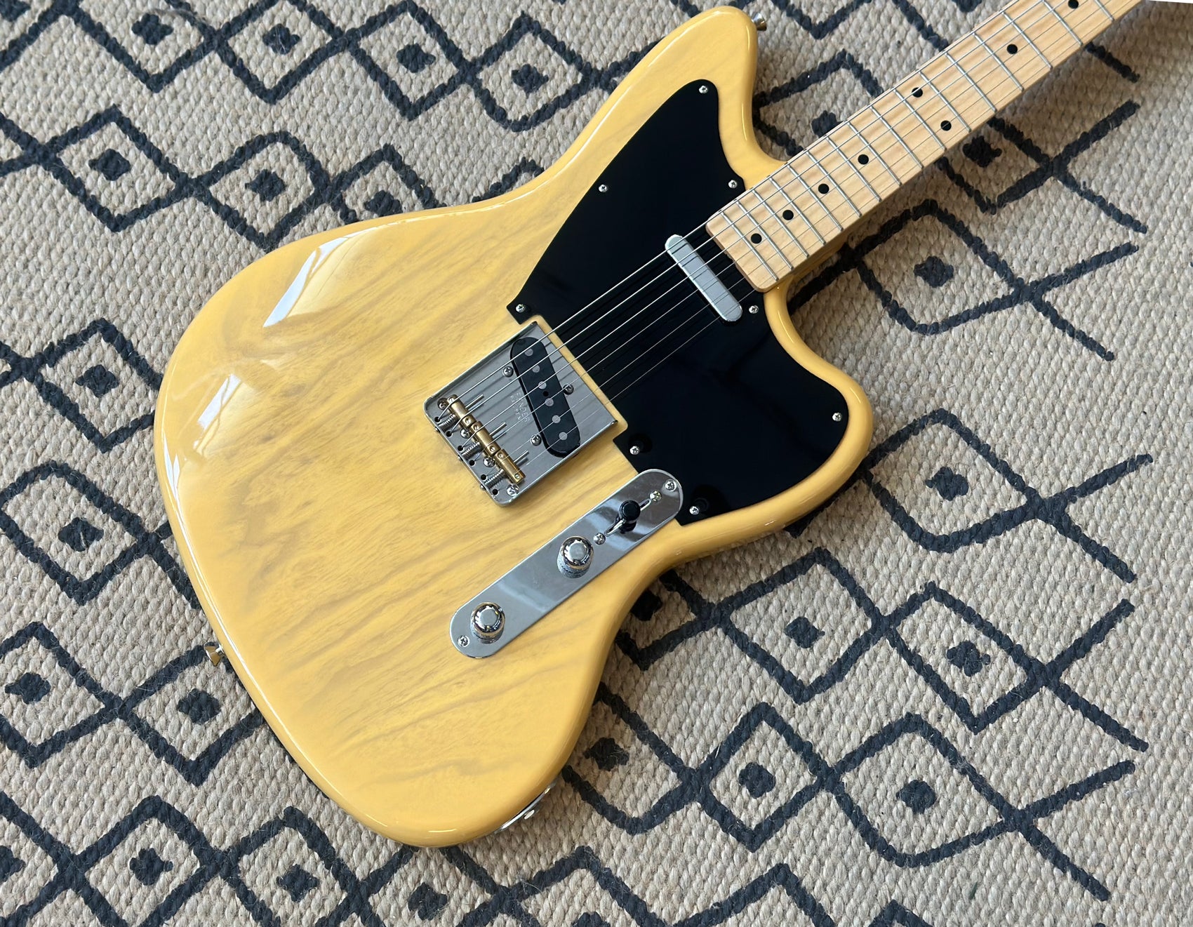 Fender japan offset deals telecaster