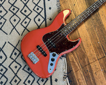 Load image into Gallery viewer, 2022 Fender Made in Japan Traditional &#39;60s Jazz Bass - Fiesta Red
