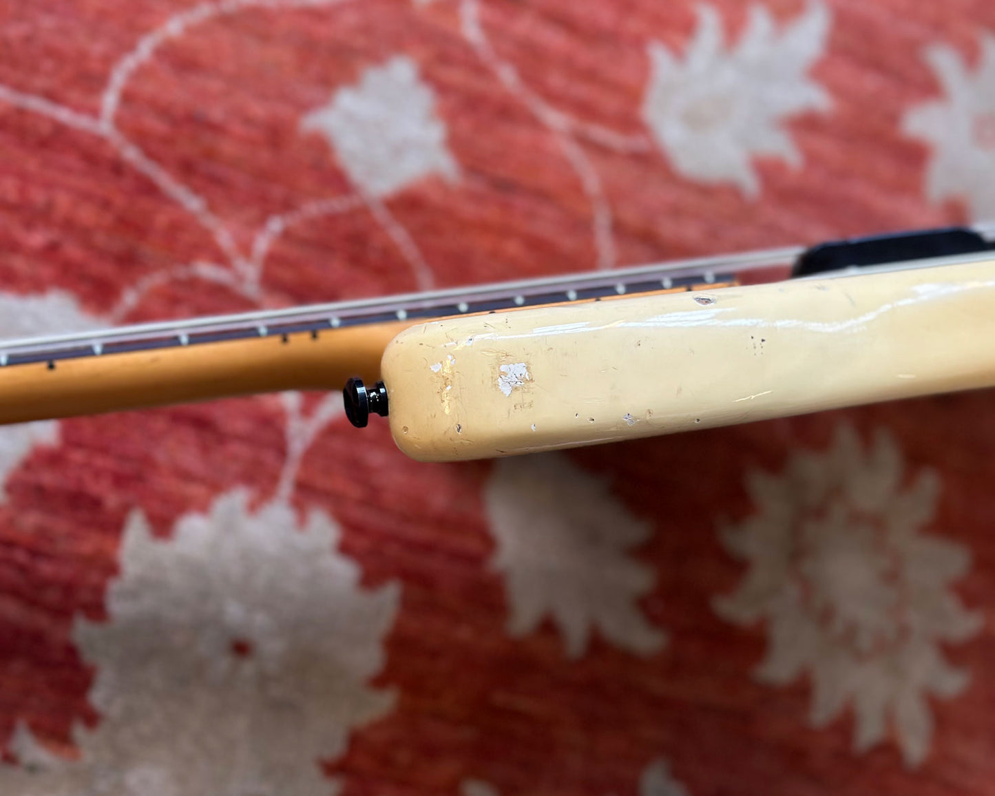 1974 Fender Musicmaster Bass - White