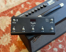 Load image into Gallery viewer, Fender Mustang GTX100 Modelling Amp
