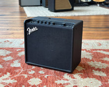 Load image into Gallery viewer, Fender Mustang LT25
