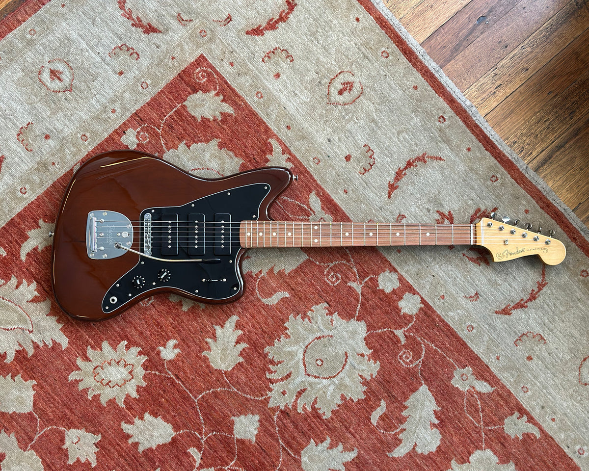 Fender Noventa Jazzmaster - Walnut