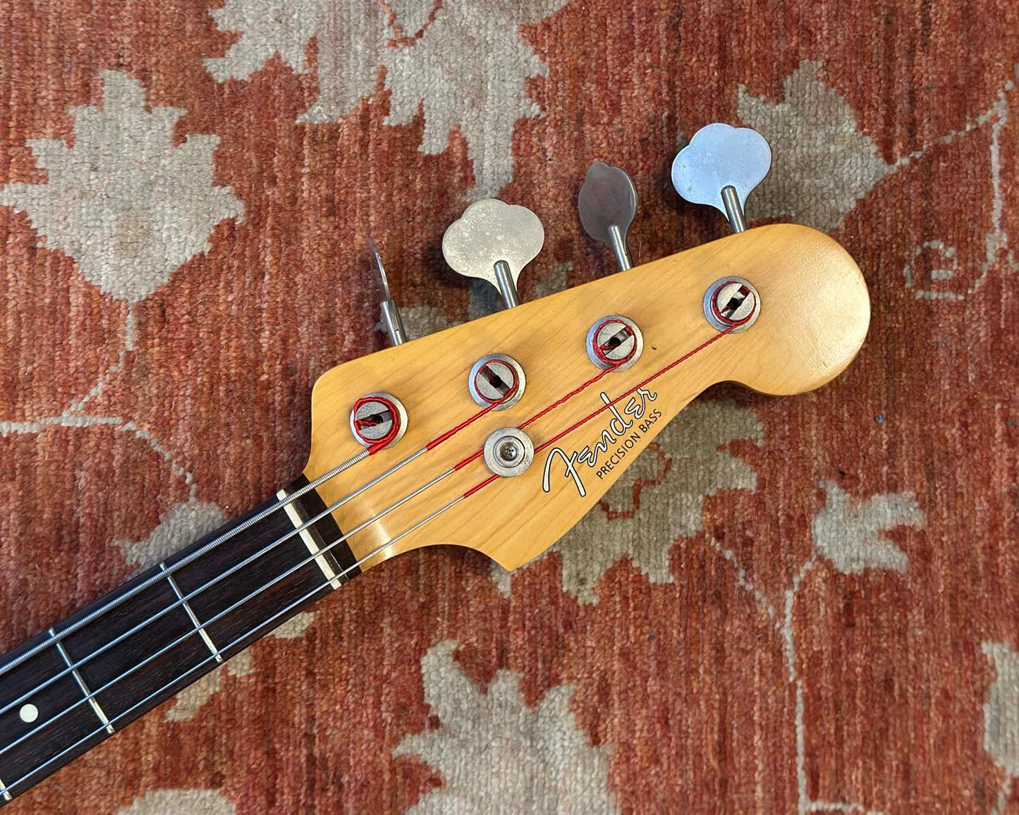 Fender PB62-80 Precision Bass - JV Series
