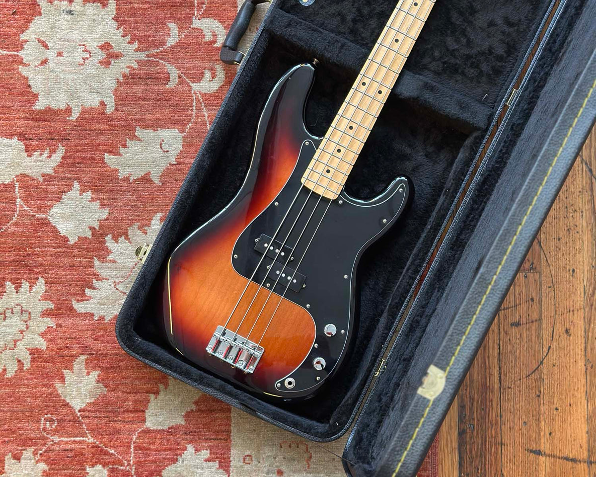 2018 Fender Player Precision Bass - Sunburst