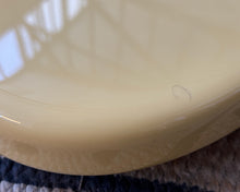 Load image into Gallery viewer, Fender Player Stratocaster HSS - Buttercream
