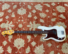 Load image into Gallery viewer, 1978 Fender Precision Bass LH - White Refin w/ Moulded Case
