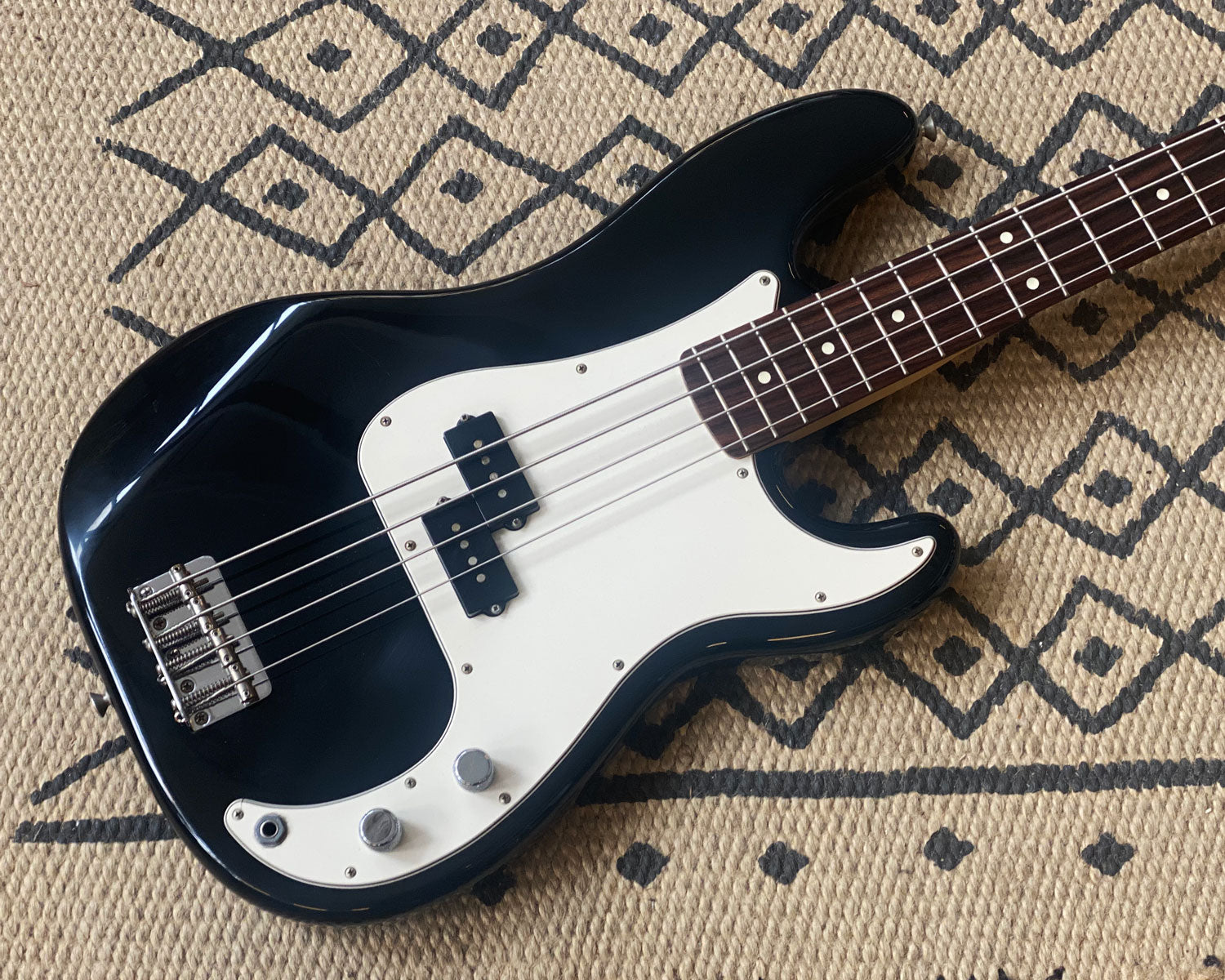 2005 Fender Precision Bass Standard MIM