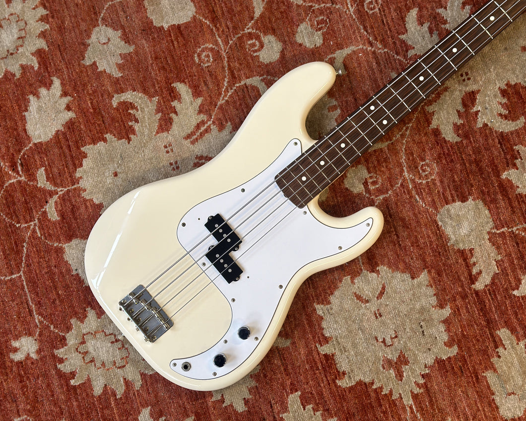 Fender Precision Bass
