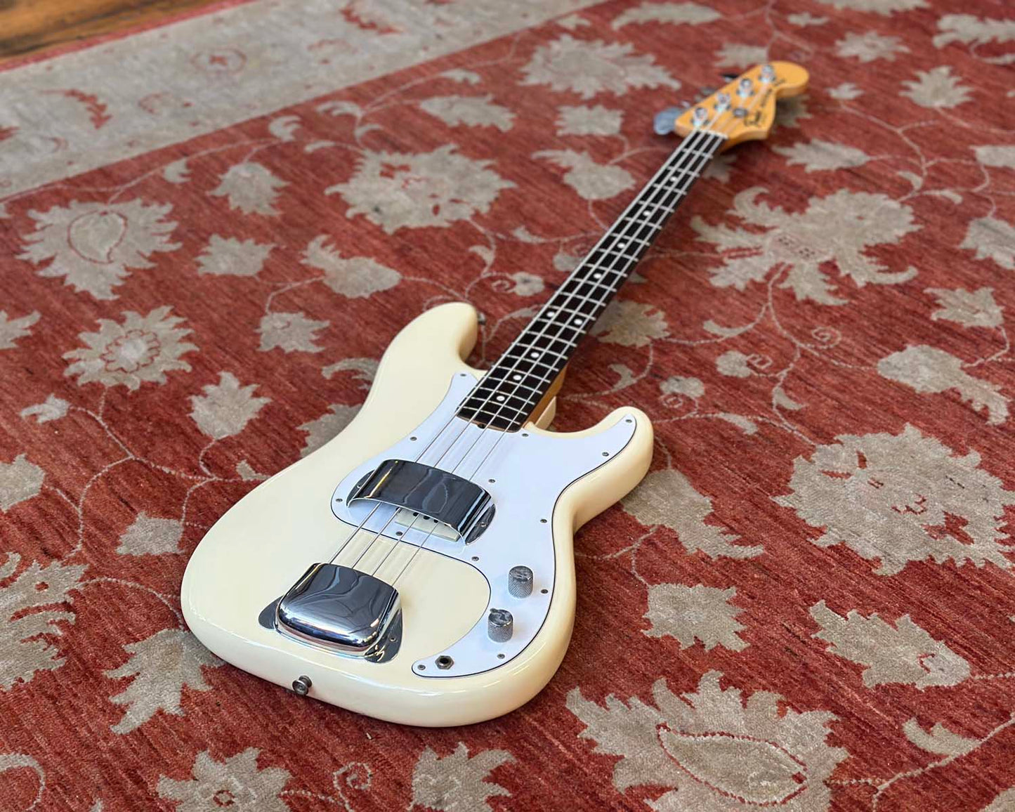 1979 Fender Precision Bass (5.38kg)