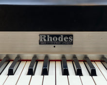 Load image into Gallery viewer, 1977 Fender Rhodes Mark 1 Stage Piano Eighty Eight
