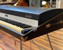 Load image into Gallery viewer, Fender Rhodes Mark 1 Stage Piano Eighty Eight
