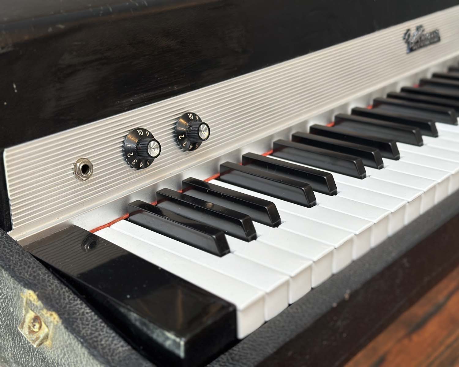 Fender Rhodes Mark 1 Stage Piano Seventy Three – Found Sound