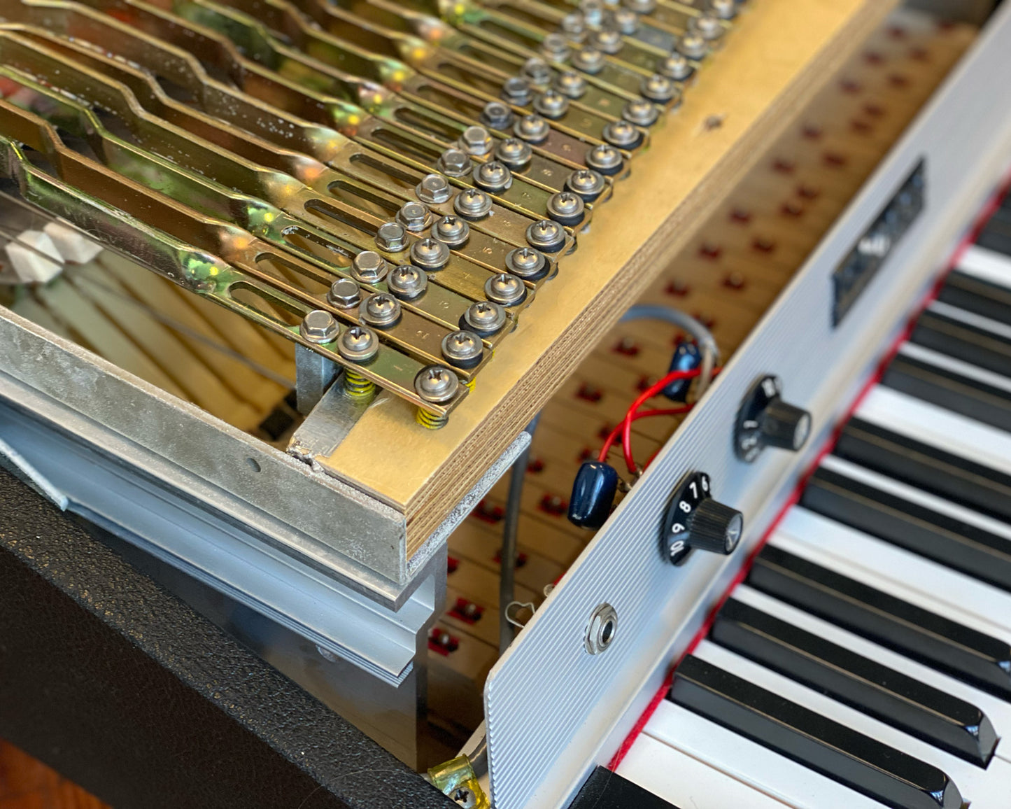 '75 Fender Rhodes Piano Bass
