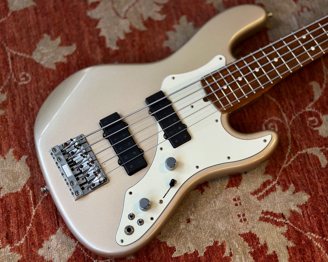 1998 Fender Roscoe Beck Artist Series Bass V - Shoreline Gold w/OHSC