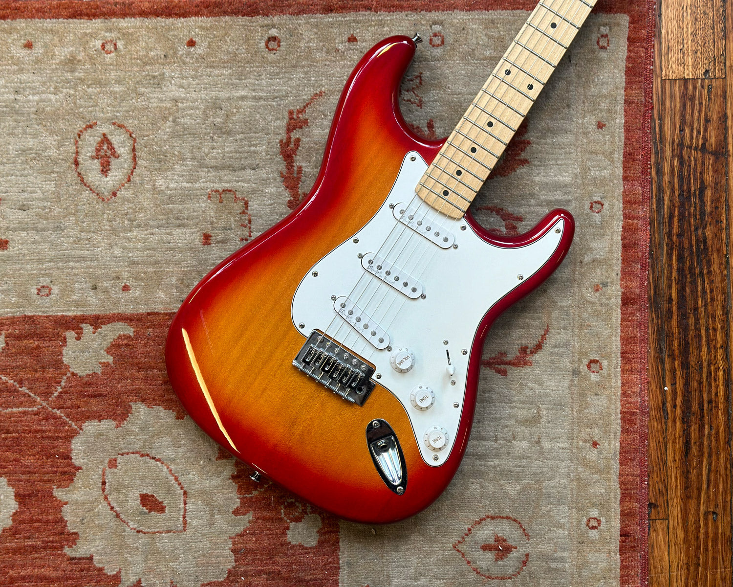 Fender Squier Bullet Stratocaster - Sienna Sunburst – Found Sound