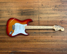 Load image into Gallery viewer, Fender Squier Bullet Stratocaster - Sienna Sunburst
