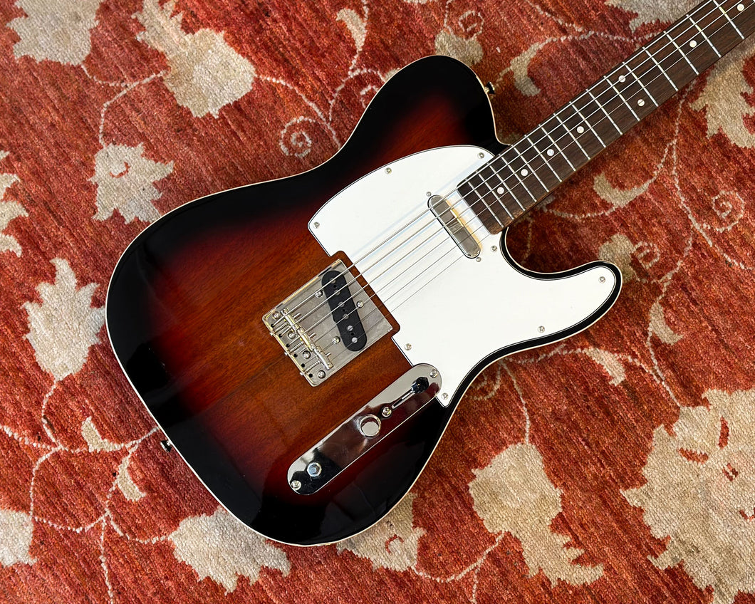 Fender Squier Classic Vibe Baritone Custom Telecaster - 3-Colour Sunburst