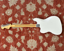 Load image into Gallery viewer, 2017 Fender Squier Classic Vibe Bass VI - White

