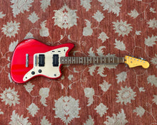 Load image into Gallery viewer, Fender Squier Deluxe Jazzmaster ST (Rosewood Fingerboard - J Mascis)
