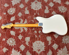 Load image into Gallery viewer, Fender Squier J Mascis Jazzmaster
