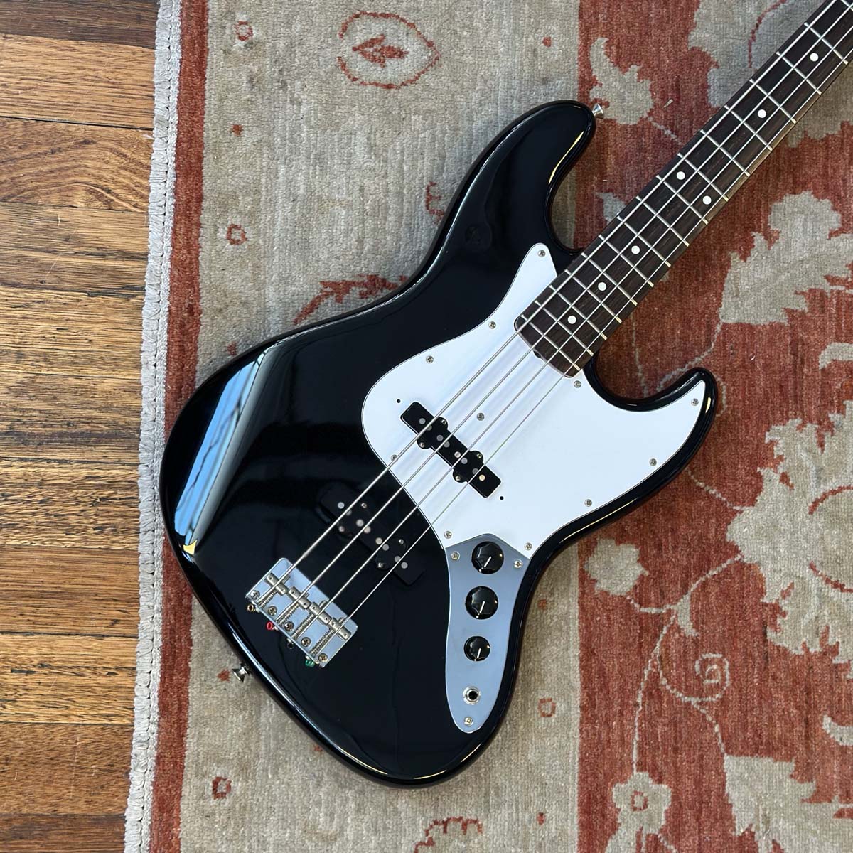 1987 "E" Series MIJ Fender Squier Jazz Bass