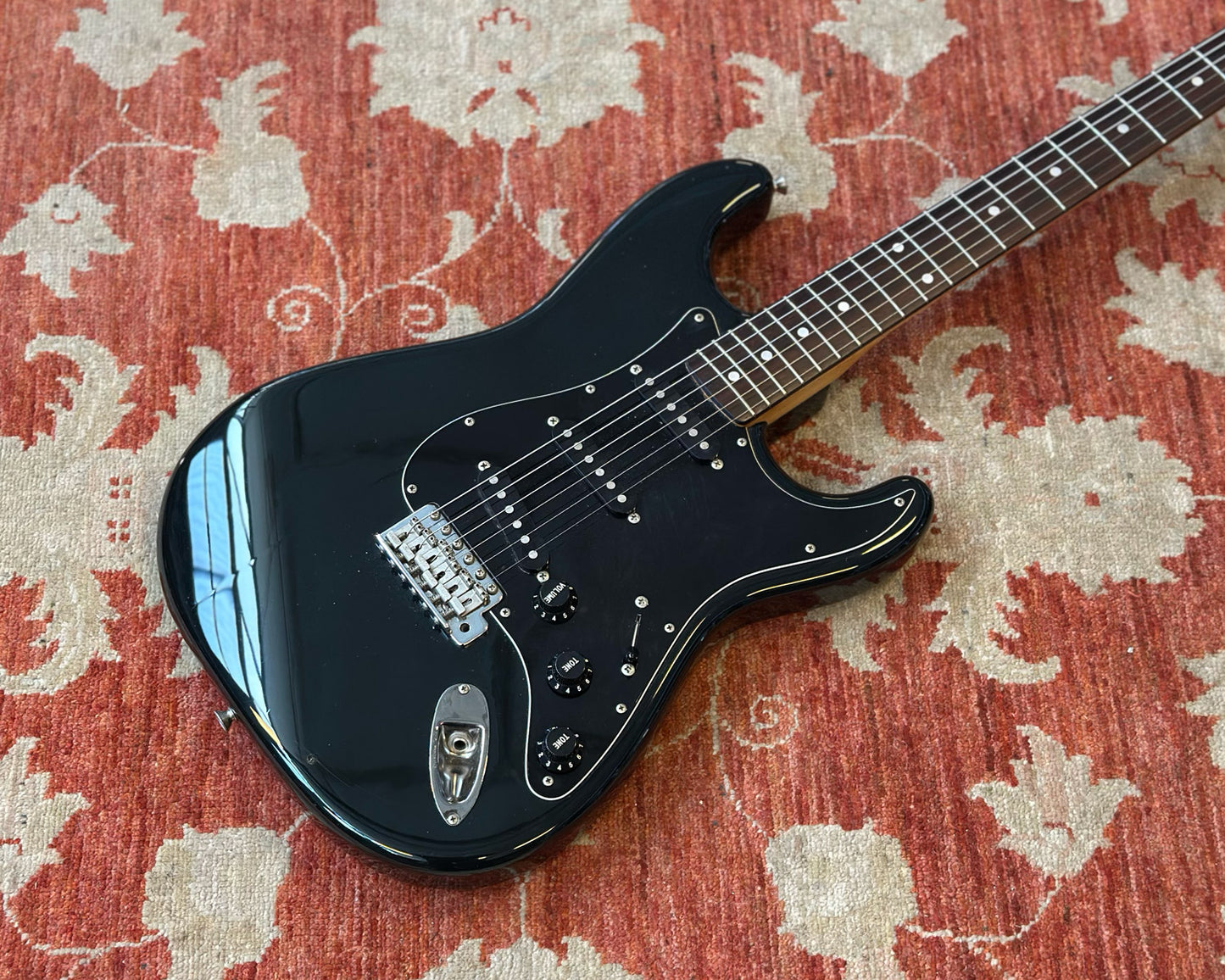 Squier by Fender SST33 Stratocaster Silver Series - Made in Japan