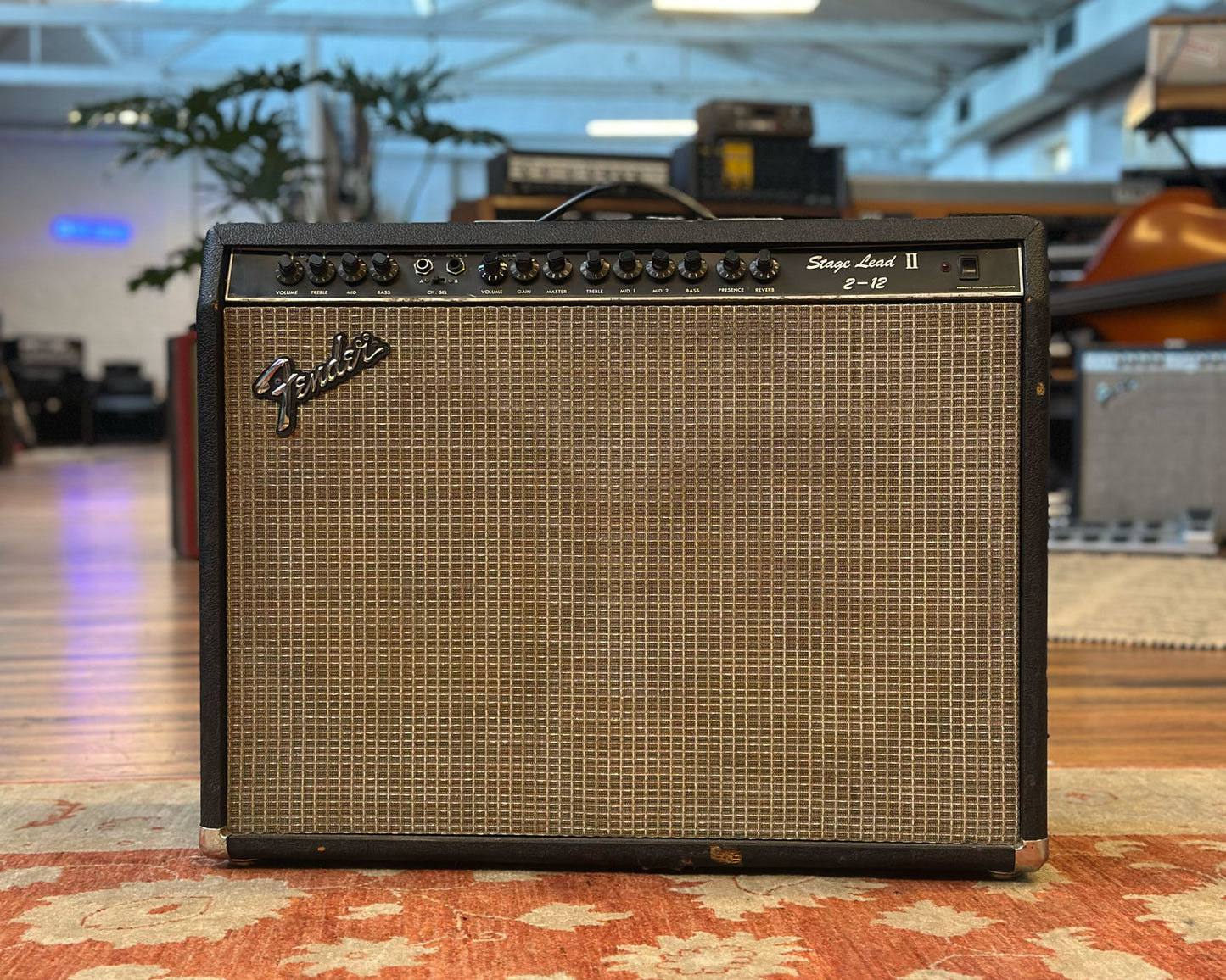Fender Stage Lead II 2x12
