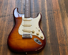 Load image into Gallery viewer, &#39;17 Fender Standard Stratocaster Plus Top - Noiseless Hotrod! 🔥
