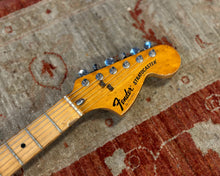 Load image into Gallery viewer, 1978 Fender Stratocaster - Mocha w/ OHSC &amp; Spare set of 1978 Fender Super Bullet Strings
