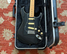 Load image into Gallery viewer, 1993 Fender Stratocaster ST72 - Made In Japan
