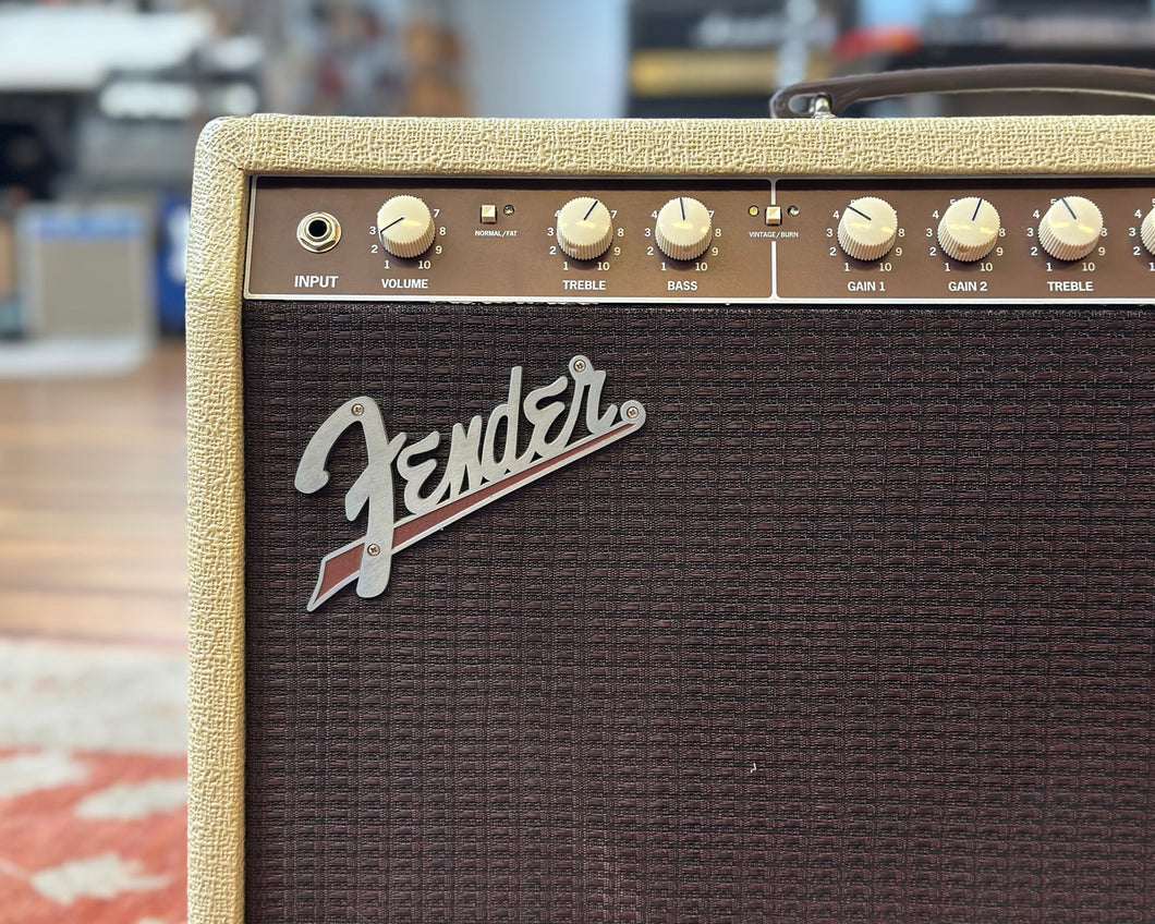 Fender Super Sonic 22 1x12 Combo w/ Celestion Vintage-30s