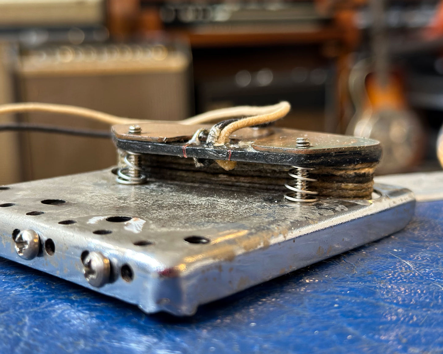 1960s Fender Telecaster Bridge Pickup & Bridge Plate - Pat No DES.164227 2,573,254 w/ Original Saddles - Top Loader & String Thru