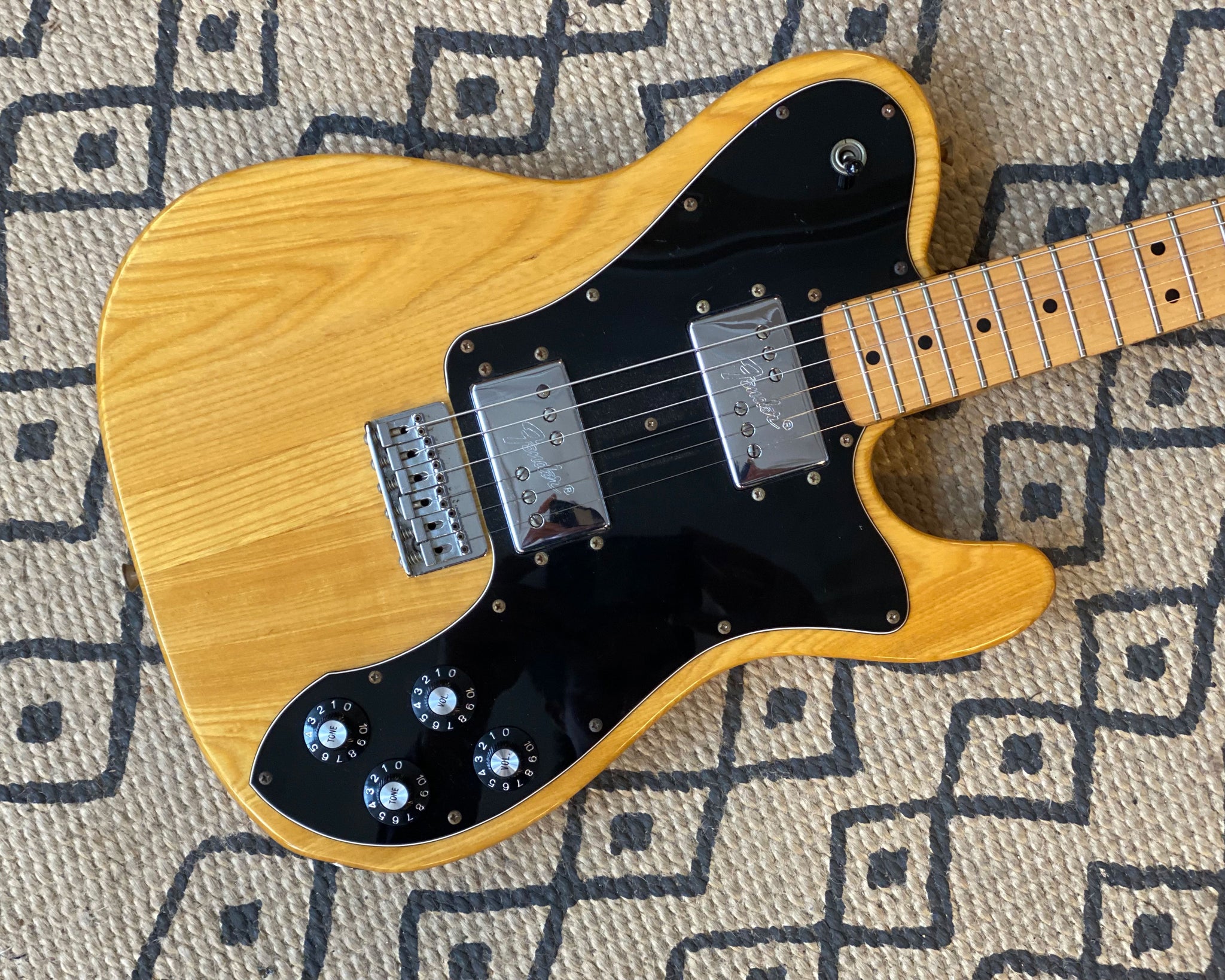 FENDER TELECASTER DELUXE MADE IN JAPAN Fender Made in Japan