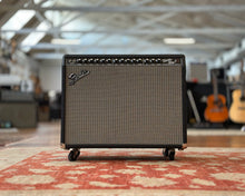 Load image into Gallery viewer, Fender Twin Amp PR266
