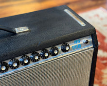 Load image into Gallery viewer, 1972 Fender Silvferface Twin Reverb 100 Watt 2x12&quot; Valve Amplifier
