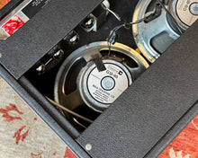 Load image into Gallery viewer, 1975 Fender Twin Reverb Valve Amplifier
