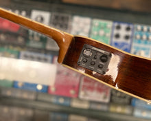 Load image into Gallery viewer, Fender Ukulele Mino&#39;Aka Koa CE w/ Tweed HSC
