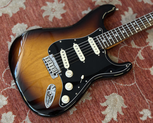 2021 Fender Ultra Luxe Stratocaster - 2 Colour Sunburst w/ OHSC & Paperwork