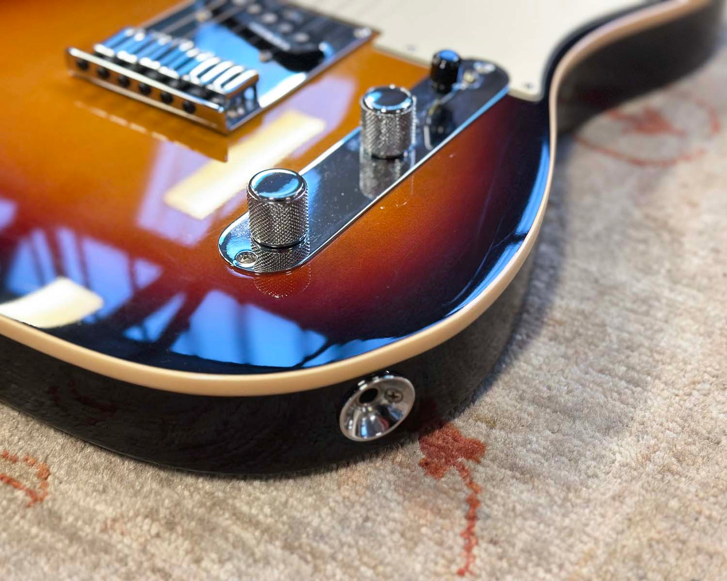 Fender American Ultra Telecaster - Ultraburst w/OHSC