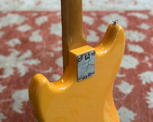 Load image into Gallery viewer, Fender Vintera II 70s Mustang Bass - Competition Orange w/ Chromes
