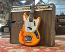 Load image into Gallery viewer, Fender Vintera II 70s Mustang Bass - Competition Orange w/ Chromes
