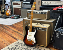 Load image into Gallery viewer, Fender Vintera II 70s Stratocaster - 3-Colour Sunburst
