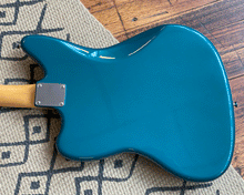 Load image into Gallery viewer, Fender Vintera &#39;60s Jaguar Ocean Turquoise

