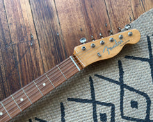 Load image into Gallery viewer, Fender Vintera &#39;60s Telecaster Bigsby 3-Color Sunburst
