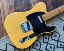 Load image into Gallery viewer, Fender &#39;52 Telecaster 50th Anniversary - Butterscotch Blonde
