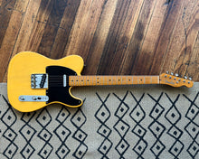 Load image into Gallery viewer, Fender &#39;52 Telecaster 50th Anniversary - Butterscotch Blonde
