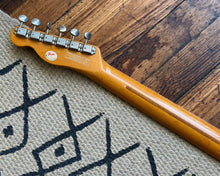 Load image into Gallery viewer, Fender &#39;52 Telecaster 50th Anniversary - Butterscotch Blonde

